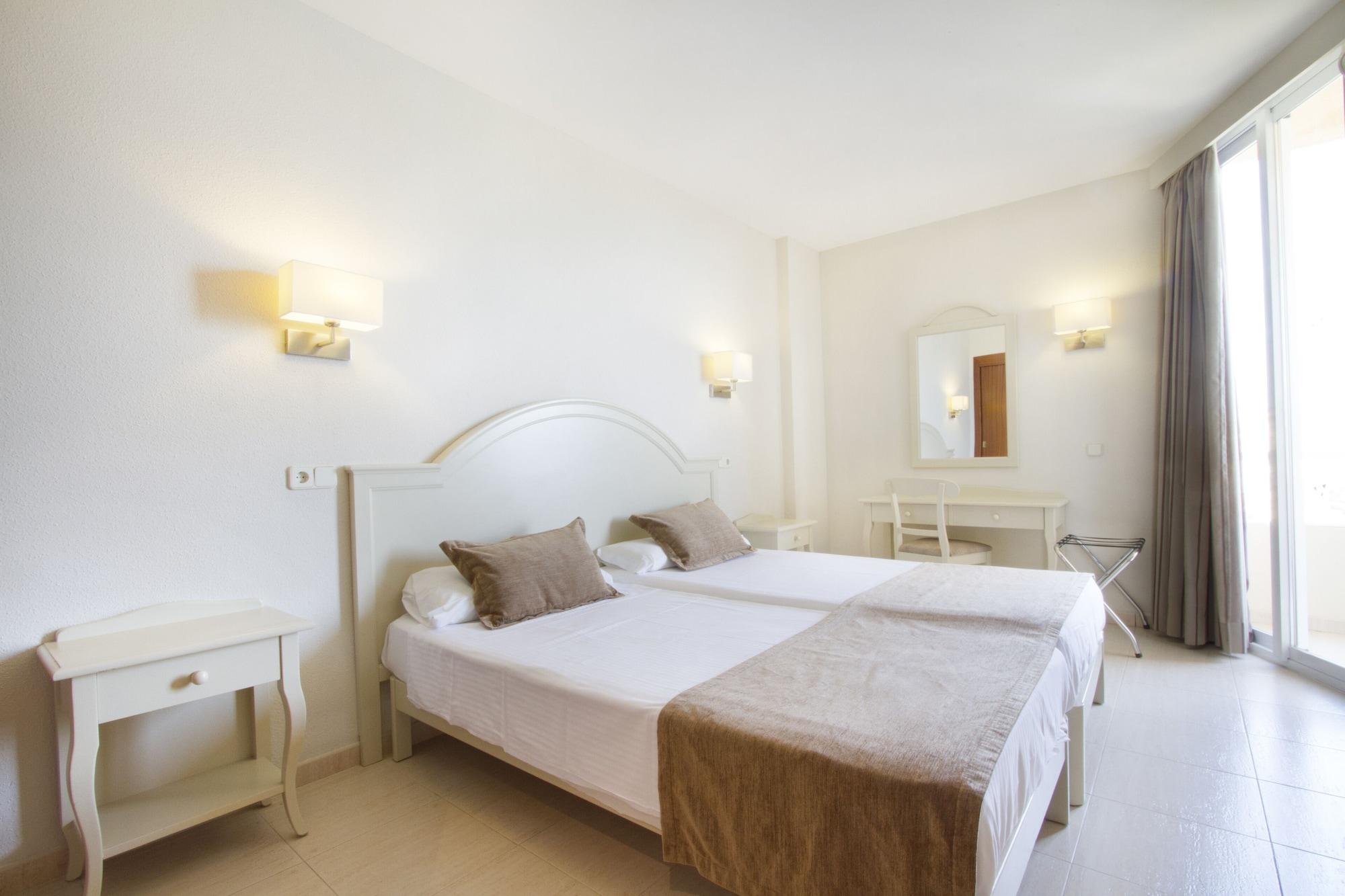 Hotel Garbi Cala Millor Cala Millor  Esterno foto